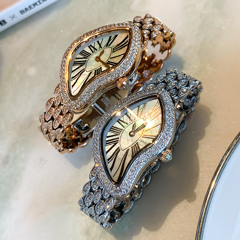 Davena满天星贝母手表女2026新款异形小表盘女士手表轻奢小众礼物