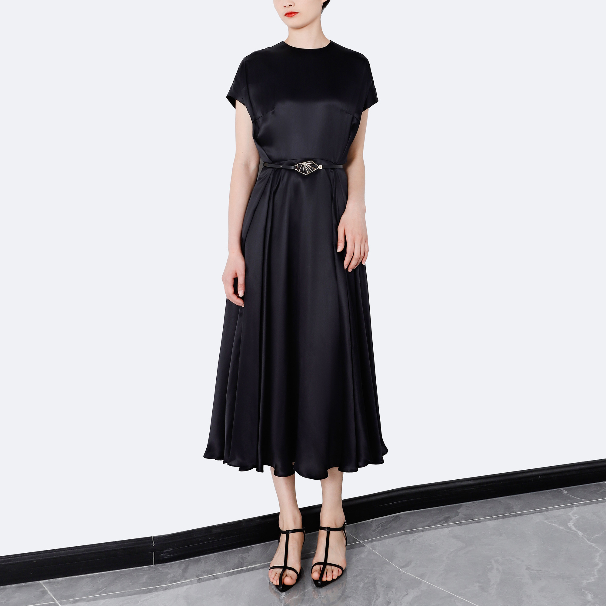 罕见6米+用量 优雅赫本风双层真丝缎面修身大摆连衣裙 桑蚕丝长裙