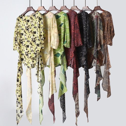 真丝印花飘带收腰上衣