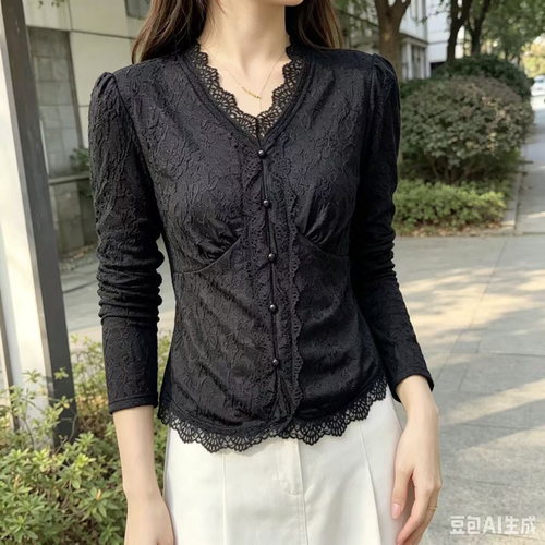 7126 春季新款时尚气质百搭柔软蕾丝修身显瘦V领长袖小衫PML