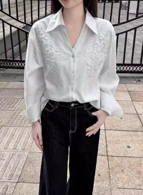 A072 春秋款设计感时尚气质翻领刺绣亮片长袖衬衫JR