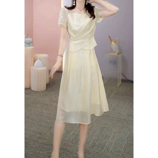 5722 新款 洋气时尚 气质减龄显瘦假两件连衣裙 夏季