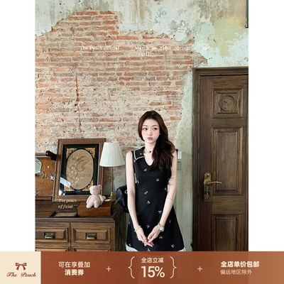 小香刺绣蝴蝶结V领无袖背心裙