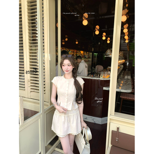 thepeachofficial【加里波广场】法式复古修身上衣高腰半身裙套装