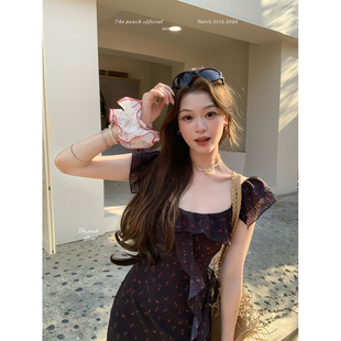 thepeachofficial【维丁花园】法式度假风设计感荷叶边碎花连衣裙