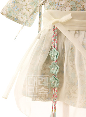 韩服绣花挂件H-P01342