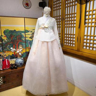 朝鲜族民族服装新娘婚礼结婚