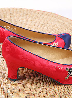 韩国传统韩服绣花勾鞋婚备韩服鞋7cm红色蓝勾绣花鞋H-P01805