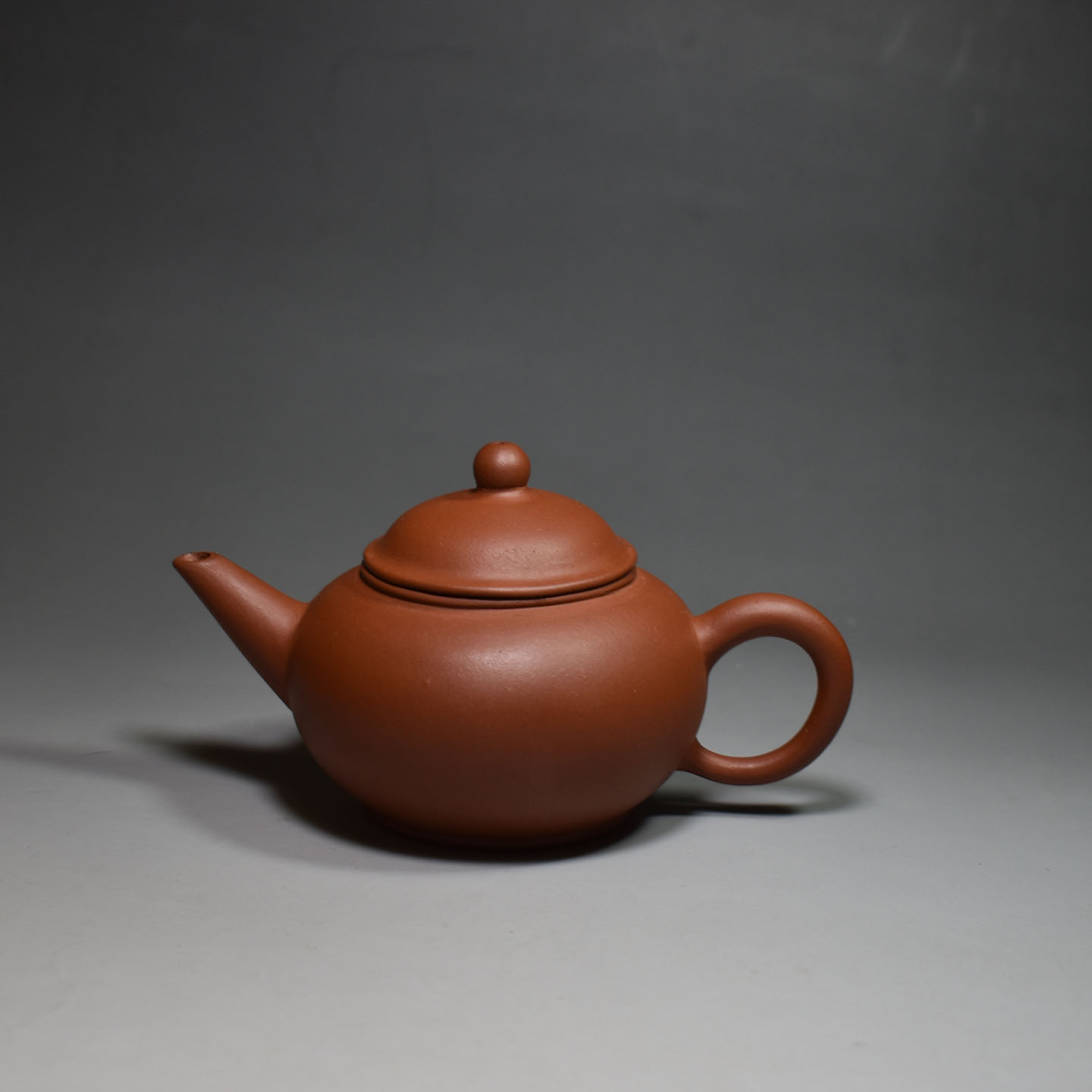 老缶紫砂八十年代宜兴一厂原矿紫茶壶