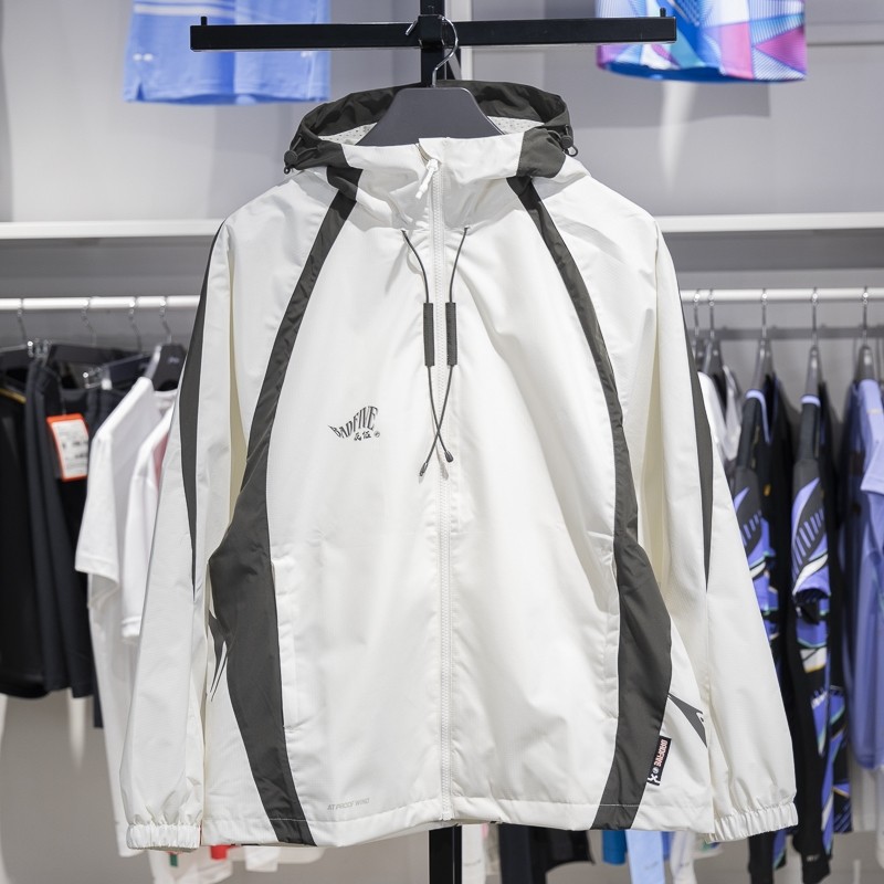 李宁运动风衣宽松舒适