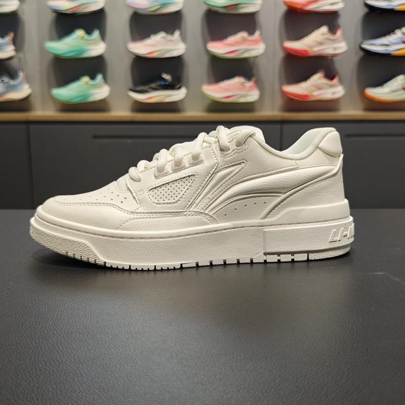 李宁男子防滑减震低帮篮球鞋