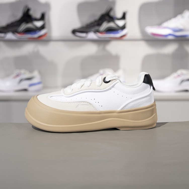 李宁车缝线系带女子低帮休闲鞋