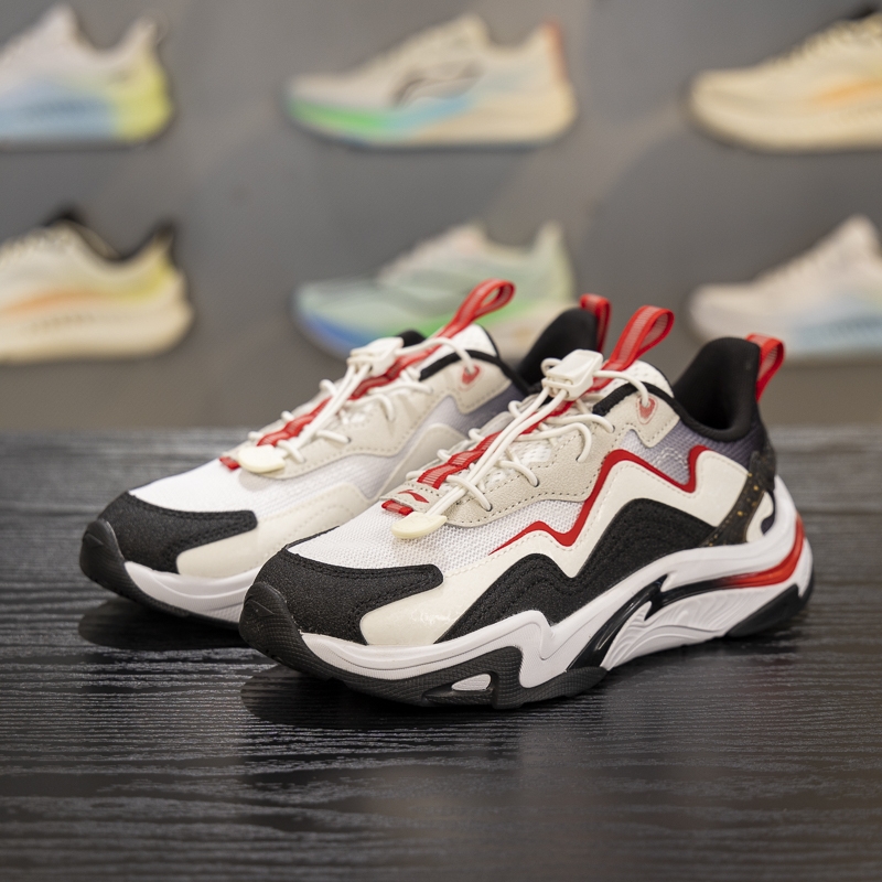 李宁四季通用减震回弹休闲鞋