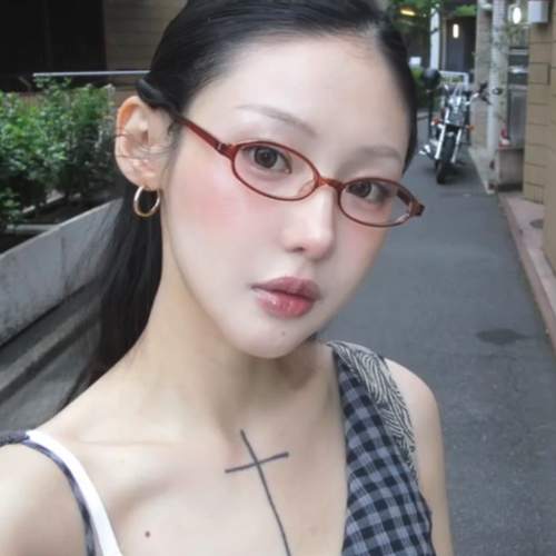 韩版复古小椭圆茶色素颜超轻眼镜