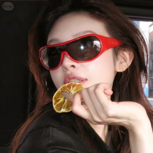欧美辣妹连体红色发箍高级感墨镜
