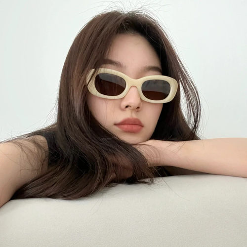 方形椭圆框米白色高级感ins墨镜