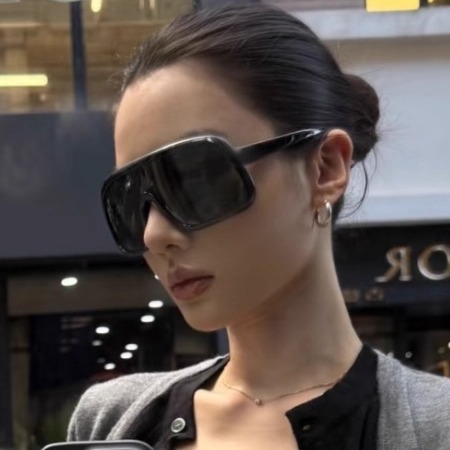 欧美风大框遮脸高级感太阳镜变色