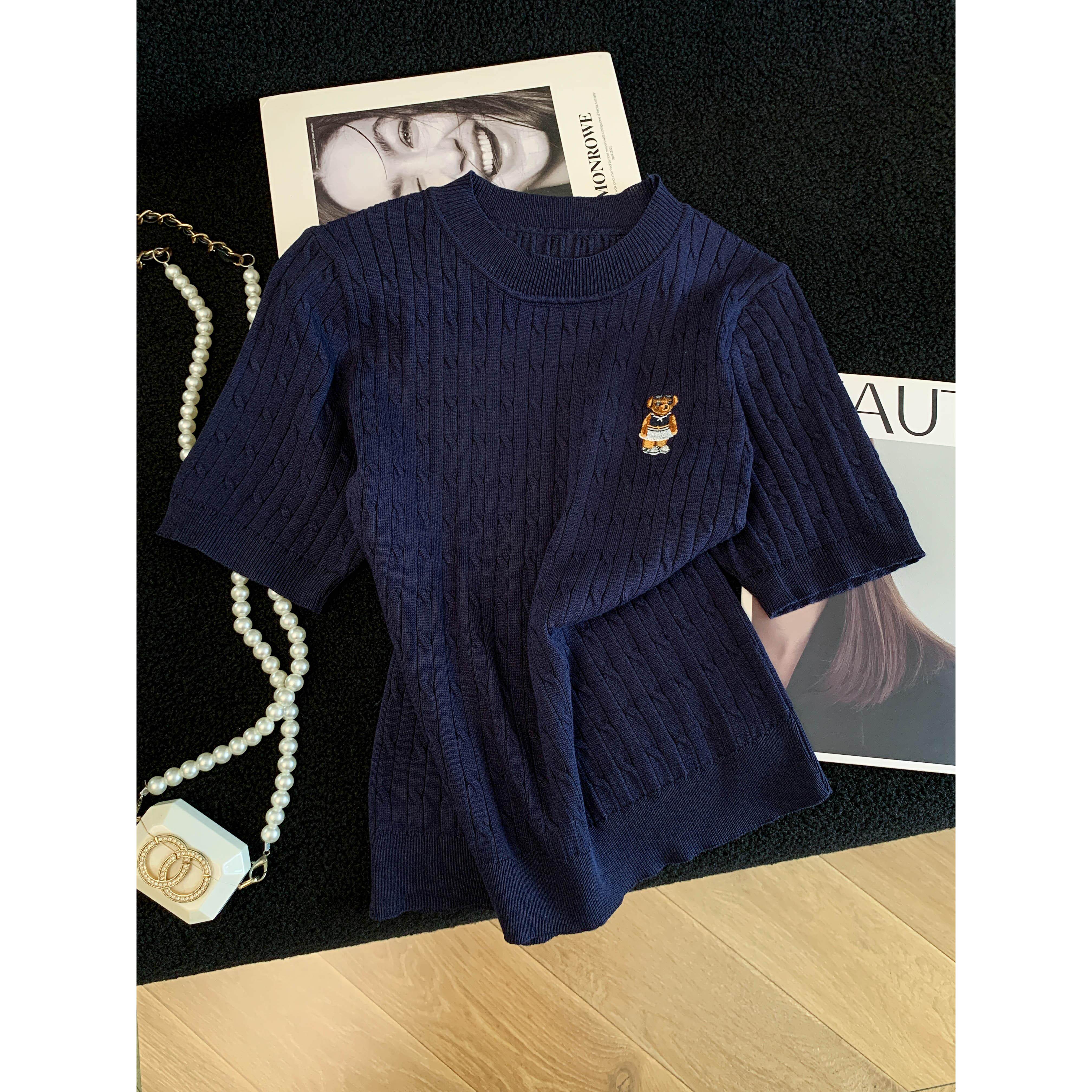 学院风小熊刺绣麻花针织短袖女夏季新款修身圆领T恤纯色薄款上衣