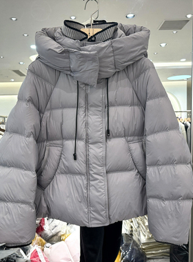 衣佳佰分5818 针织翻领连帽休闲减龄阔版加厚短装羽绒服欧货冬装