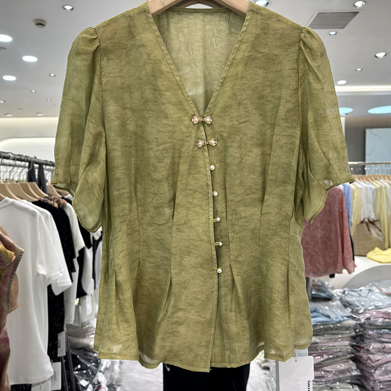里亚尔2623 斜门禁扣皱褶收腰V领气质百搭衬衣小衫上衣欧货夏装女