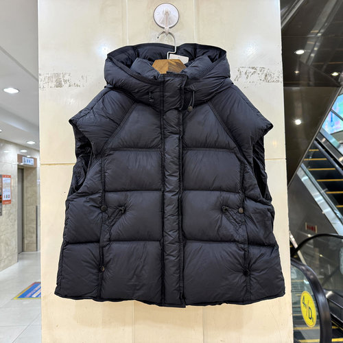 33-YB6601 抽绳设计感连帽云朵泡芙加厚休闲鸭绒羽绒服马甲外套冬