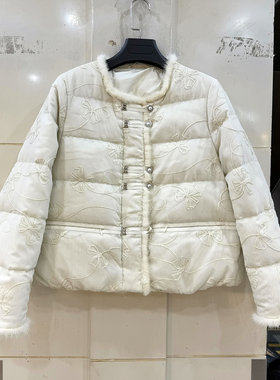 YRF-86169 水貂毛边圆领双排扣设计感刺绣花国风短装羽绒服冬装
