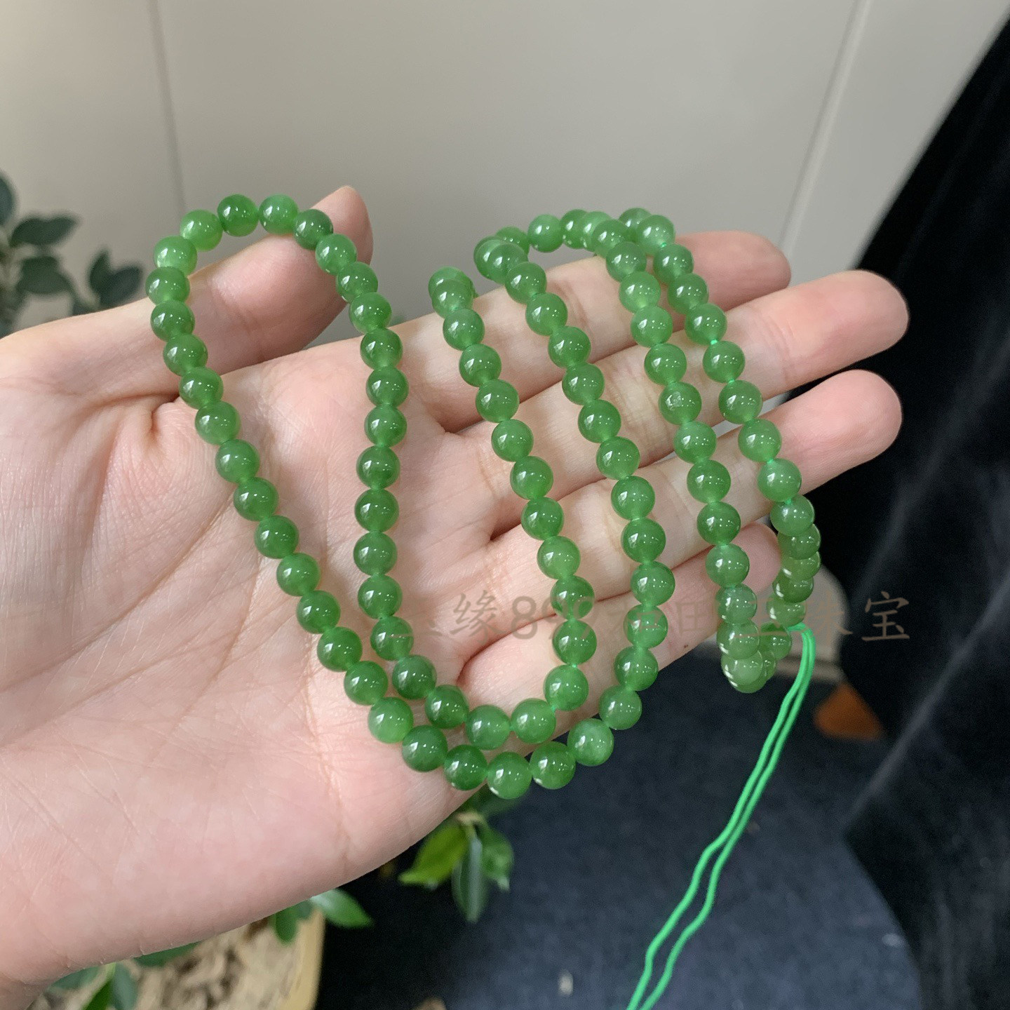 天然和田玉碧玉圆珠108颗6mm项链挂绳无黑点冰阳绿菠菜绿吊坠挂链