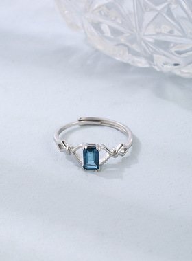 轻奢个性伦敦蓝托帕石戒指