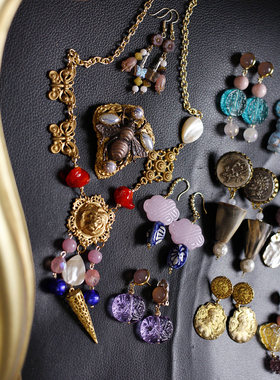 如意原创设计欧美回流老琉璃ASKEW LONDON风蜜蜂狮子耳环耳夹项链