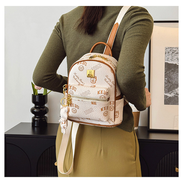 正品双肩包女包2025新款pu皮时尚通勤包休闲旅游小背包儿童出游包