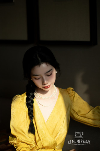 LAMUMI中式长袖系带长裙婚礼日常