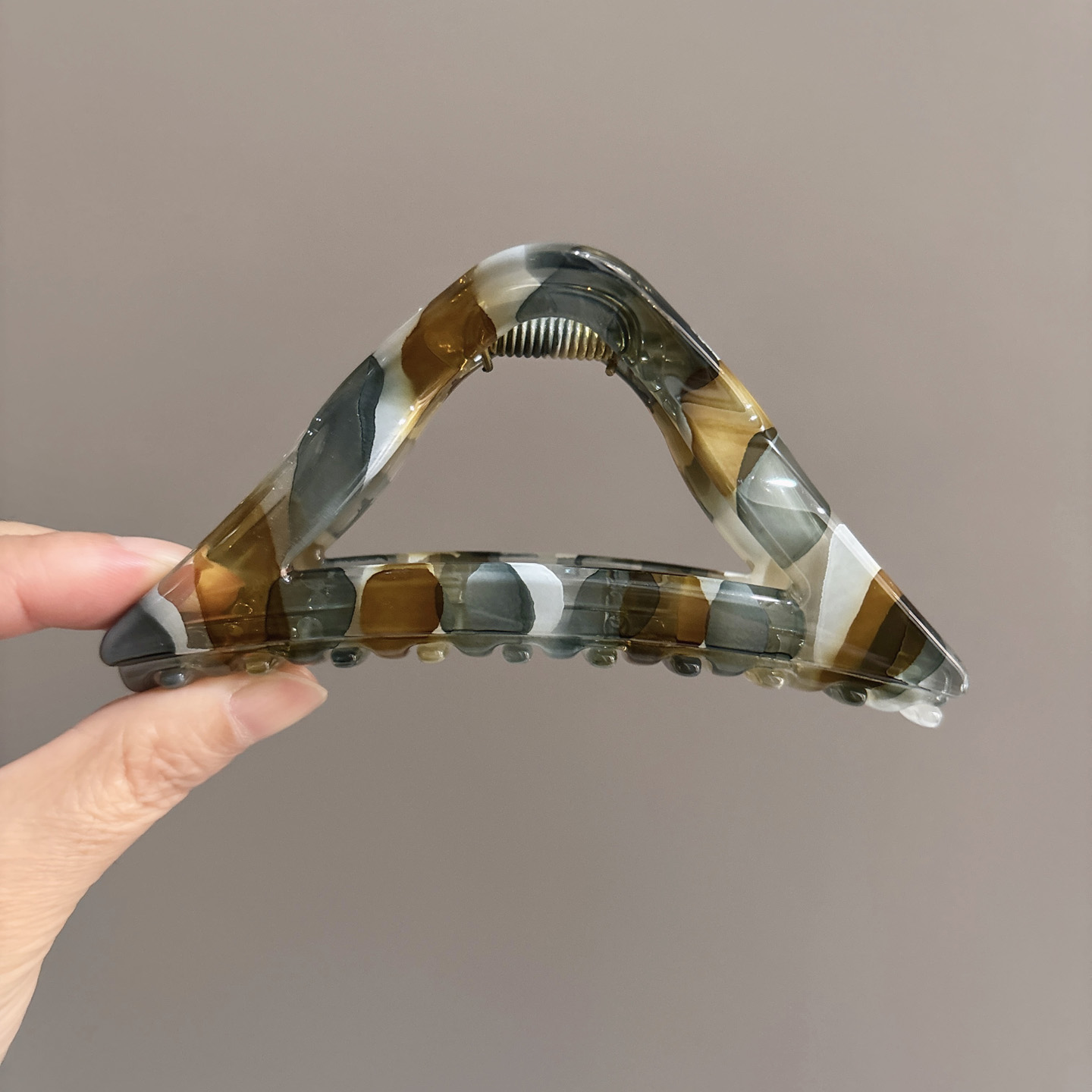 11.5cm三角抓夹女高级感发夹2025新款后脑勺鲨鱼夹大号夹子头饰