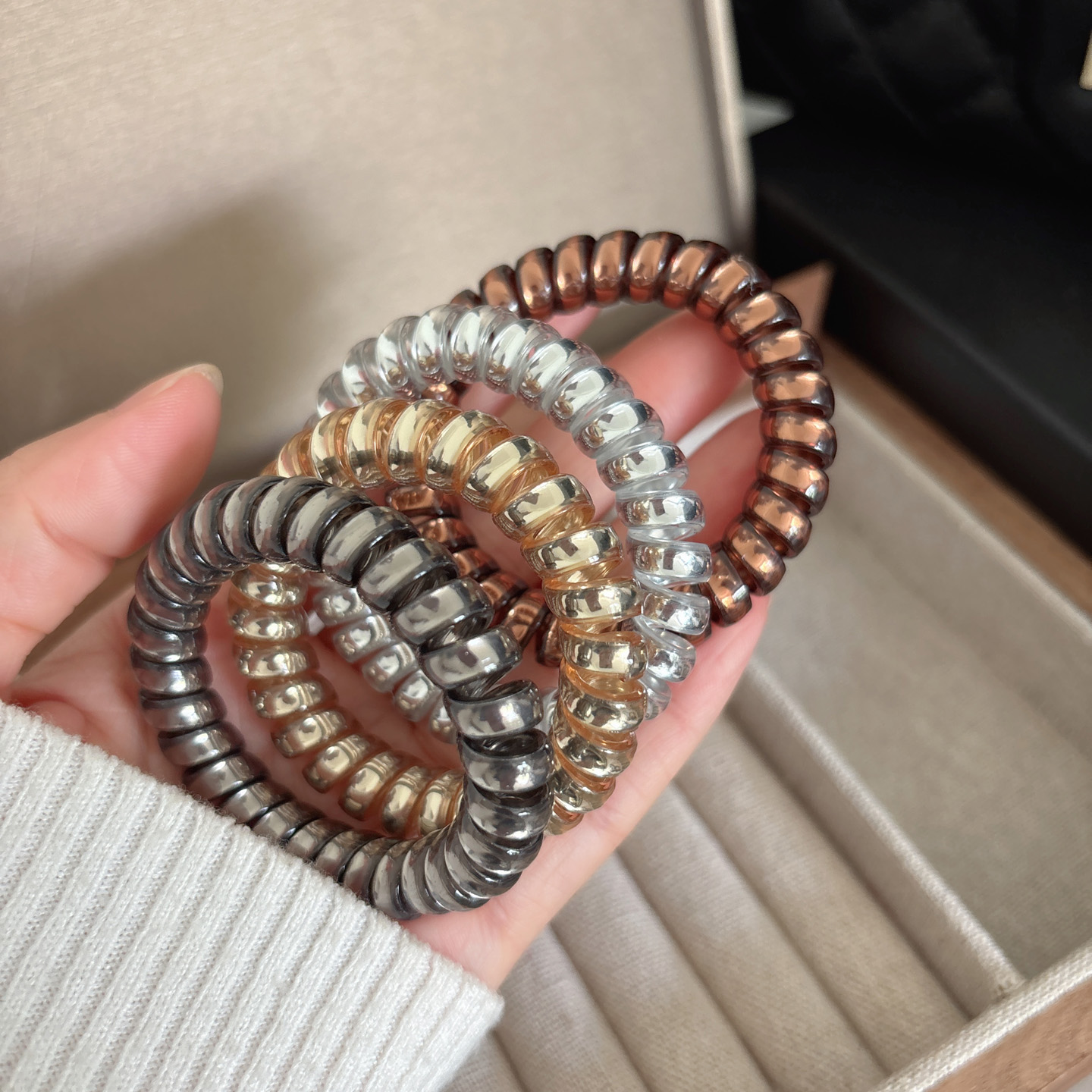 金属色电话线发圈高级感头绳女生扎马尾高弹力耐用橡皮筋头饰发绳