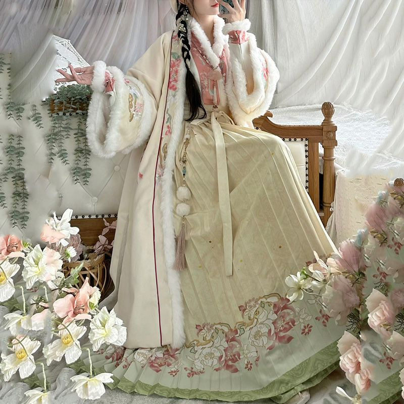 冬季宋制汉服女加绒加厚刺绣对襟长袄交领日常可穿古装百褶裙