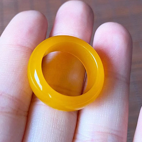 黄龙玉鸡油黄戒指戒圈戒指