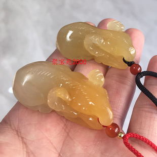 天然云南黄龙玉立体生肖玉羊吊坠玉石样样得意玉坠男女吉祥物挂件