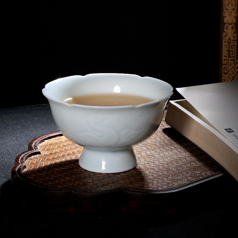 纯手工影青釉陶瓷个人品茗杯