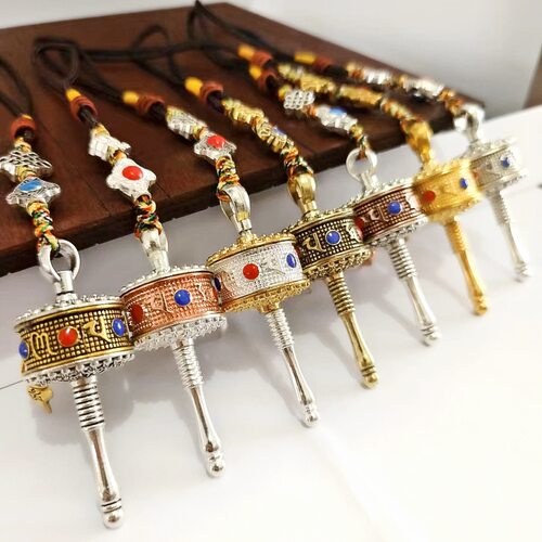 景区旅游礼品小挂件彩穗挂坠民族风男女包包挂饰送朋友车挂饰品