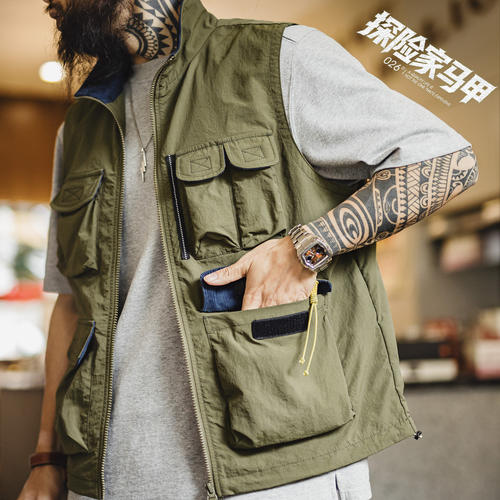 马登工装美式山系户外马甲军绿色gorpcore轻薄背心徒步外套男款春