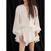 LANVIVIER 裙 珠光面料收腰仿两件衬衫 潇洒而浪漫 系带门襟灯笼袖