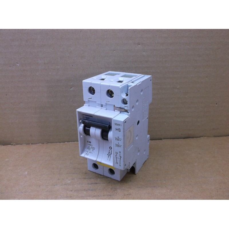 5SX22 C10 Siemens 10A Circuito Interruttore Protezione 5SX22