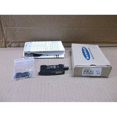 D10UNFPQ横幅全新带盒光电光纤放大器传感器开关63993