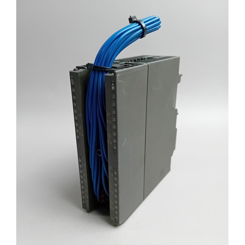 Siemens 6ES7 326-2BF10-0AB0 ohne Klappe & eine Haltenase geb