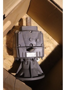 GEARMOTORS CBN3363SB3U182TC 系列 3000 GEAR REDUCER STOCK #S-