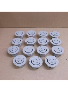 L620-FO Pass & Seymour NEW Legrand NEMA L6-20R Turnlok Outle