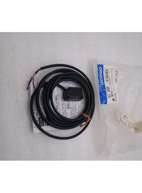 全新 开箱  E3Z-D62 E3ZD62 光电开关库存 H1252A