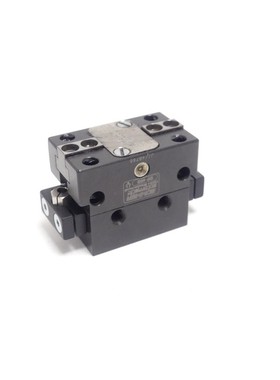 Sommer automatic GP 403 Pneumatischer Parallelgreifer JJ / 4