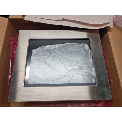 VarTech Systems VTPC150PSS-LR Industrial Panel PC