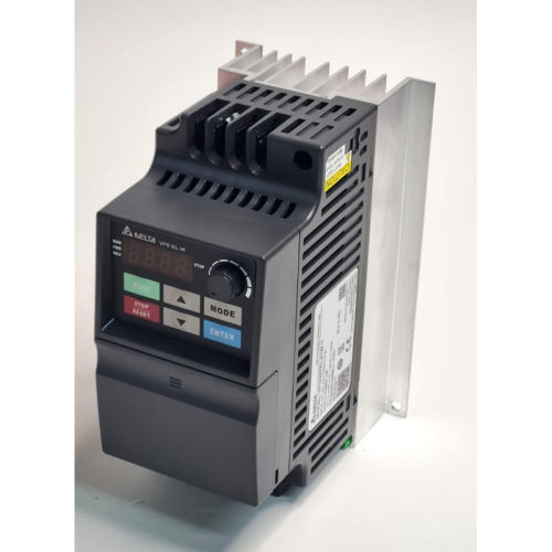 Delta VFD007EL21W 1 件全新逆变器 VFD-EL 带 0.75 千瓦