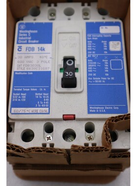 Cutler Hammer FDB3030L 模压外壳断路器 C 系列库存 1409CC